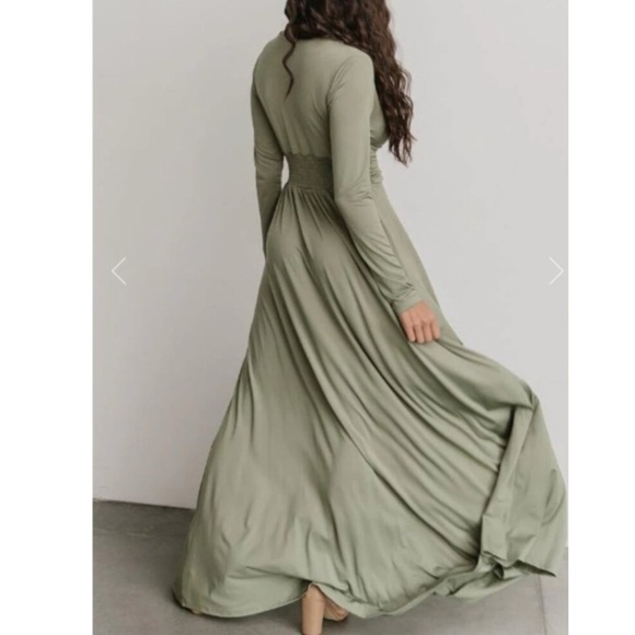 NWT Baltic Born Arianna Maxi Dress Dusty Sage Long Sleeve Flowy Side Slit Dress - Picture 4 of 12